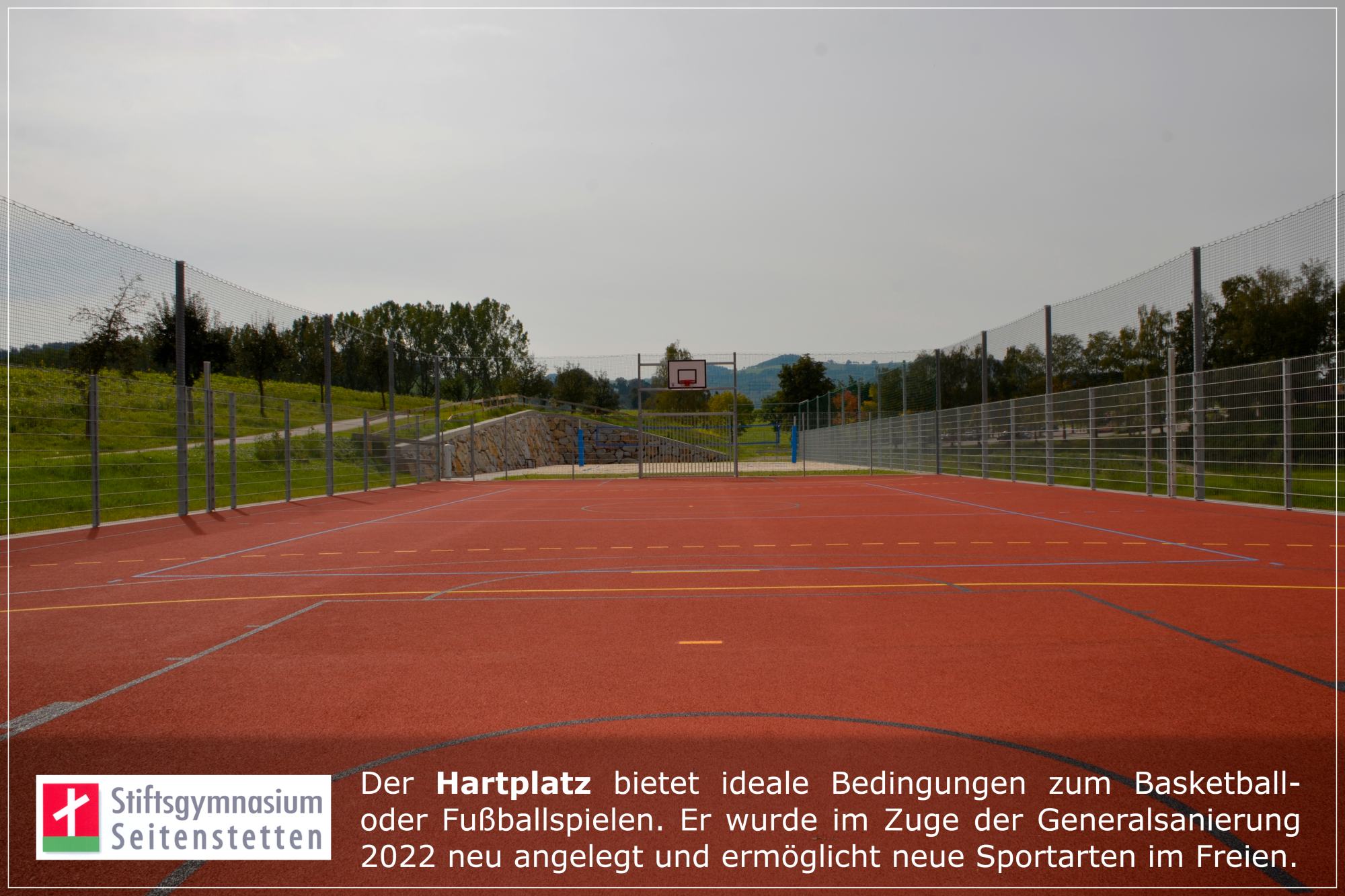 39_Sportplatz_Hartplatz_web.jpg